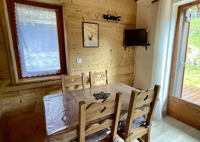 Petit 4 Pers Champagny-en-vanoise * Ла-Плань