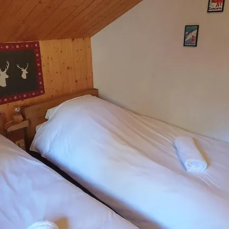Petit 4 Pers Champagny-en-vanoise Apartment