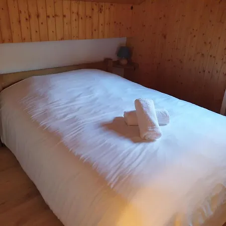 Petit 4 Pers Champagny-en-vanoise Apartment *